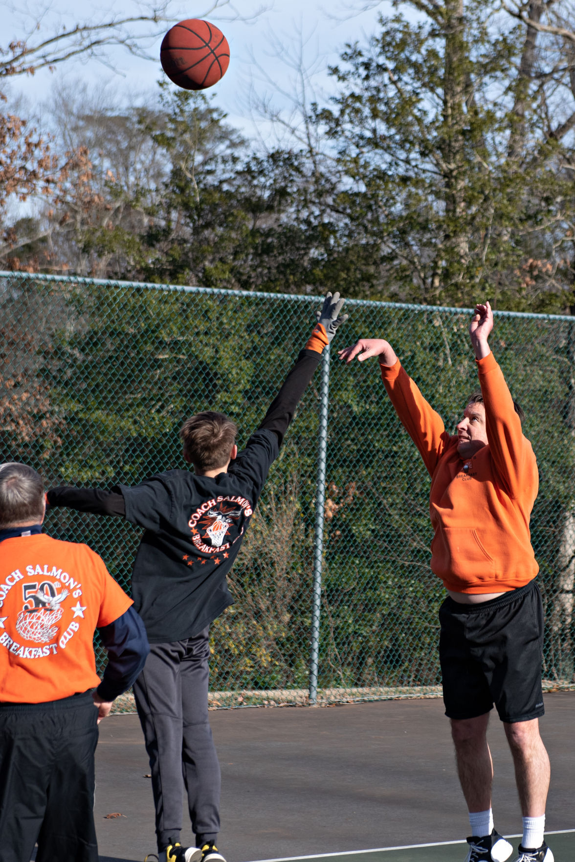 010321_nws_50hoopsclub